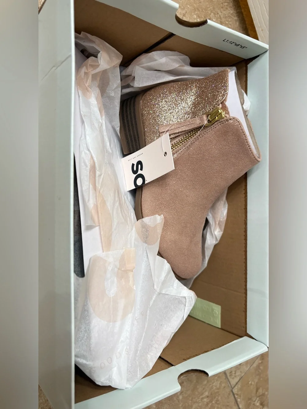 New in box size 13 girls SO Blush Pink Suede Ankle Booties with Subtle Glitter